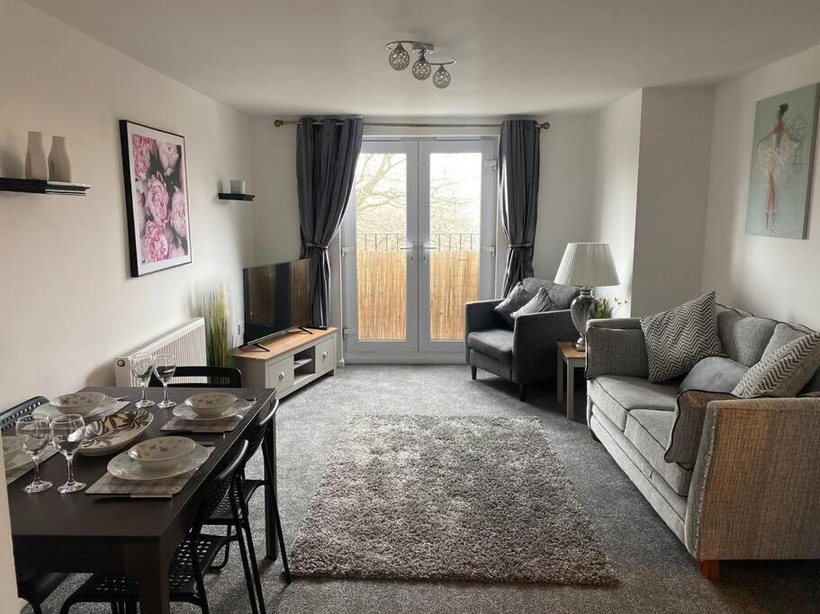 Lovely 2Nd Floor 2 Bed Flat Sleeps 4 Doncaster Eksteriør billede